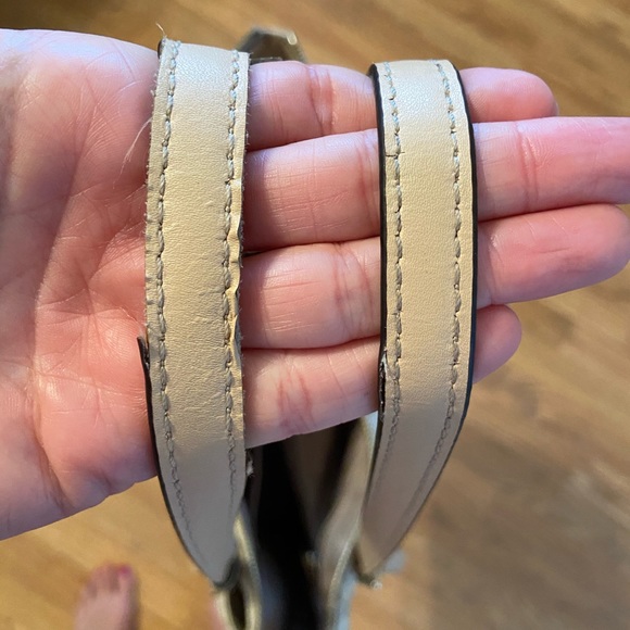 👑 Michael Kors purse white and tan MK logo print - Picture 5 of 6